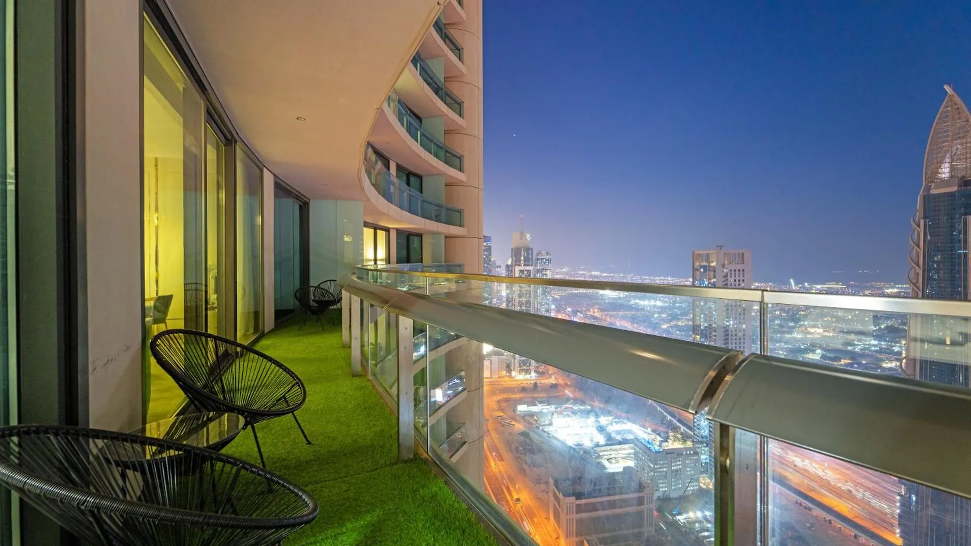 Appartement First Class 2Br With Full Dubai Skyline & Sea View Verenigde Arabische Emiraten