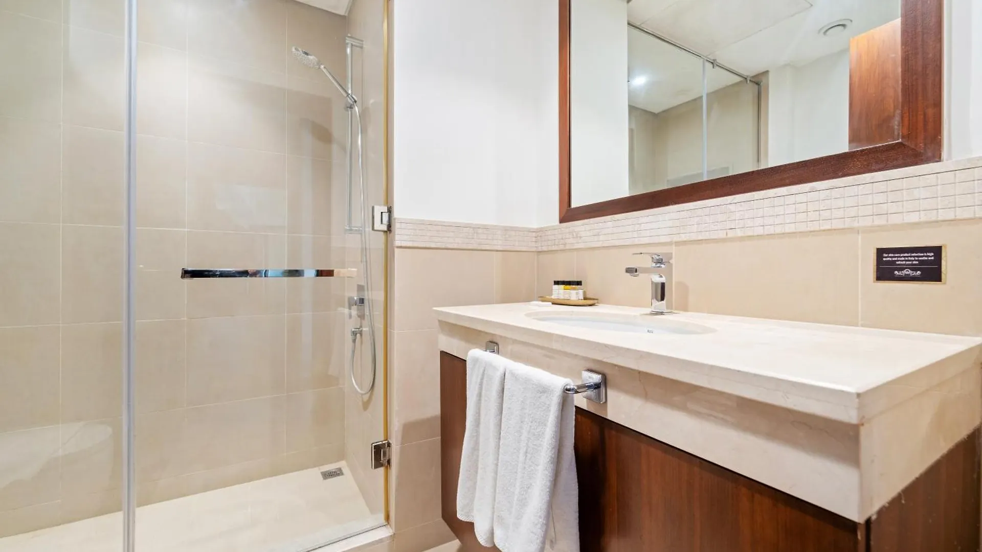 First Class 2Br With Full Dubai Skyline & Sea View 0*,