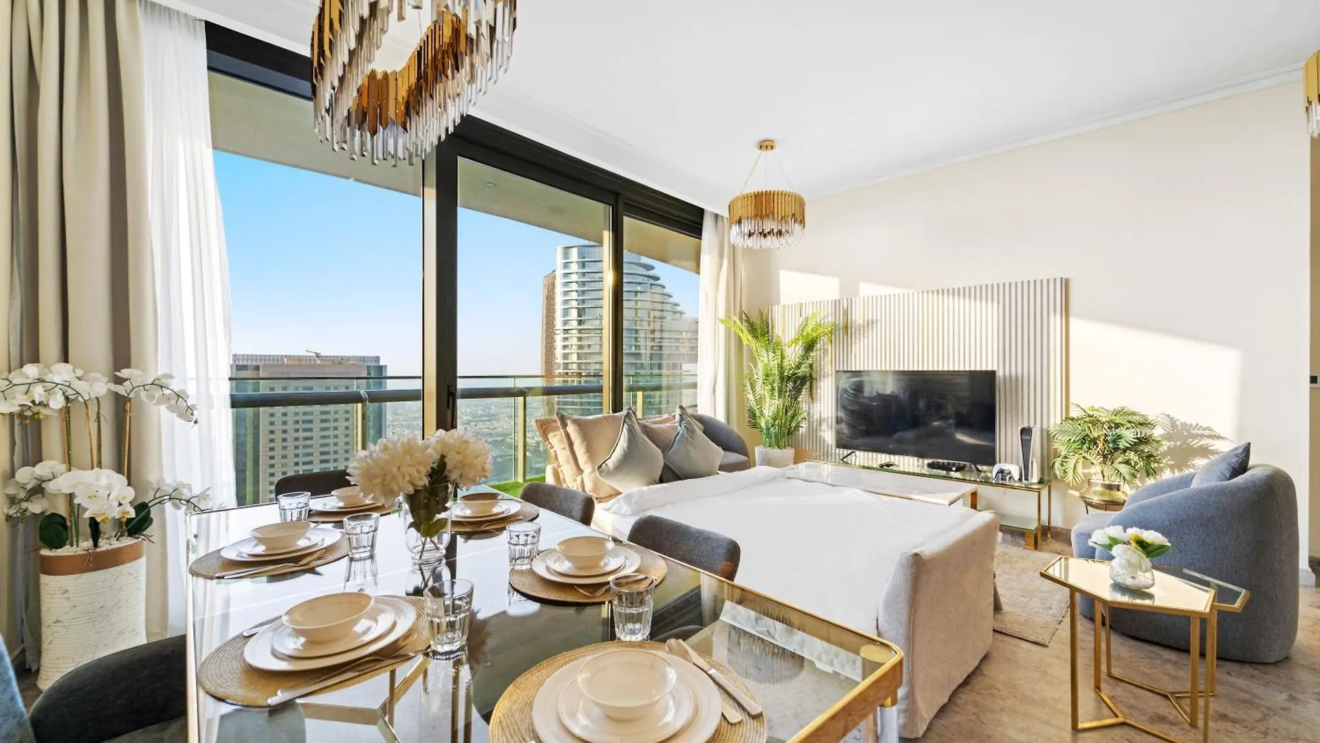 First Class 2Br With Full Dubai Skyline & Sea View